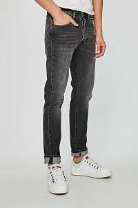 Levi's - Rifle1