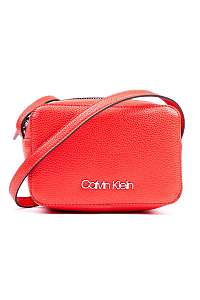 Calvin Klein červená crossbody kabelka CK Must F19 Camerabag Process Red