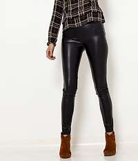 Čierne skinny fit koženkové nohavice
