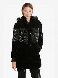Čierny dámsky prešívaný zimný kabát Desigual