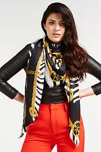 Guess farebné šatka 4G Animalier Scarf