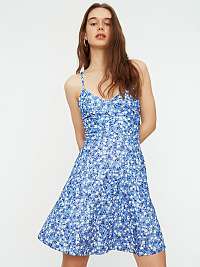 Modré dámske kvetované šaty na ramienka Trendyol
