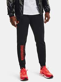 Tepláky Under Armour Summit Knit Jogger - čierna