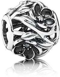 Pandora Strieborný korálik s kvetmi 791409CZ
