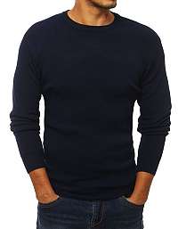 Atraktívny sveter v granátovej farbe