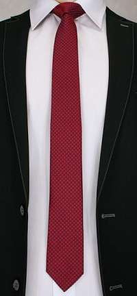 Jedinečná červená kravata