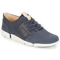 Clarks  Tri Caitlin  Modrá