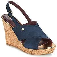 Tommy Hilfiger  Sandále EDEL 6B  Modrá