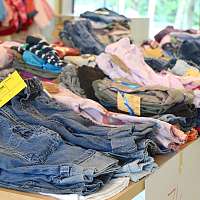 3 tipy ako naložiť s prebytočným oblečením