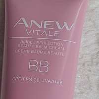 Moje skúsenosti s Avon Anew Vitale Visible Perfection - BB Cream