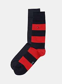 Balenie dvoch párov pánskych pruhovaných ponožiek v červenej a tmavomodrej farbe Tommy Hilfiger