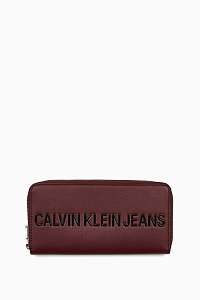 Calvin Klein vínové/bordové peňaženka Sculpted Zip Around Beet Red