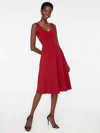 Červené základné šaty Trendyol