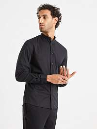 Čierna pánska košeľa so stojačikom Celio Vasanmao