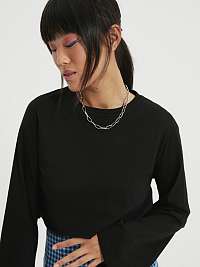 Čierne tričko so zvonovým rukávom Trendyol