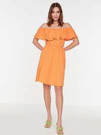 Oranžové dámske šaty s odhalenými ramenami Trendyol