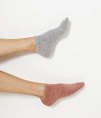 Sada dvoch ponožiek v šedej a červenej farbe Camaieu
