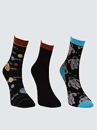 Sada troch párov dámskych čiernych vzorovaných ponožiek Trendyol