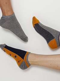 Sada troch párov šedých vzorovaných ponožiek Camaieu