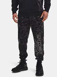 Tepláky Under Armour RIVAL FLC CAMO SCRIPT JGR - čierna