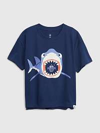 Tmavomodré chlapčenské tričko s potlačou žraloka GAP