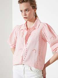 Trendyol ružová voľná košeľa s madeirou
