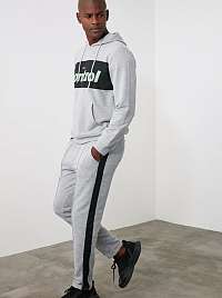 Trendyol sivé pánske tepláky