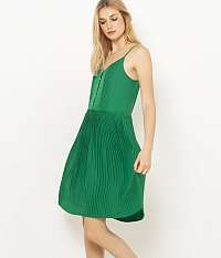 Zelené plisované šaty Camaieu