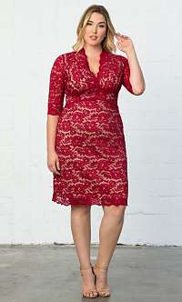 Krajkové šaty červenej + béžovej farby Scalloped Boudoir od Kiyonna