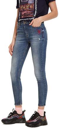 Desigual Dámske džínsy Denim Tibetan Boyfriend Jeans VAQUERO 19WWDD3553