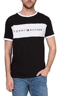 Tommy Hilfiger Pánske tričko Cn Ss Tee Logo Flag UM0UM01170 -990 Black XL
