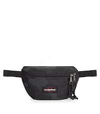 Čierna ľadvinka s reflexnými detailmi EASTPAK Camo