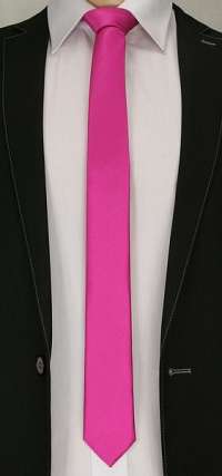 Fantastická ružová kravata