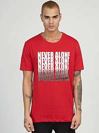 Štýlové červené tričko s potlačou Never Alone MR/21513