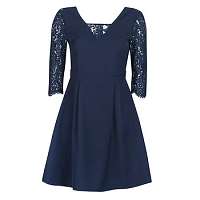 Betty London  Krátke šaty JULIA  Modrá