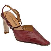 Latitude  sangledelachaussurede Cour T.80est  Červená