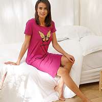 Blancheporte Krátka nočná košeľa s krátkymi rukávmi a potlačou motýlikov purpurová